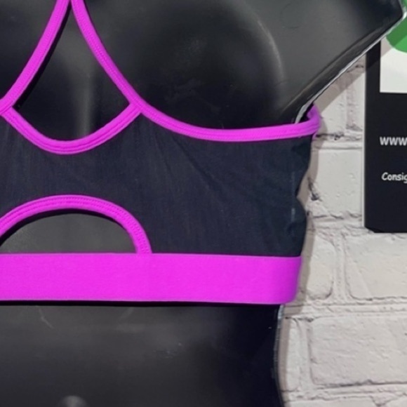 Fabletics Maeve reversible sports bra 1X - Picture 3 of 5